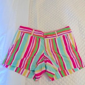 Lilly Pulitzer 5” Callahan Shorts size 4 like new. Beautiful bright Lilly colors